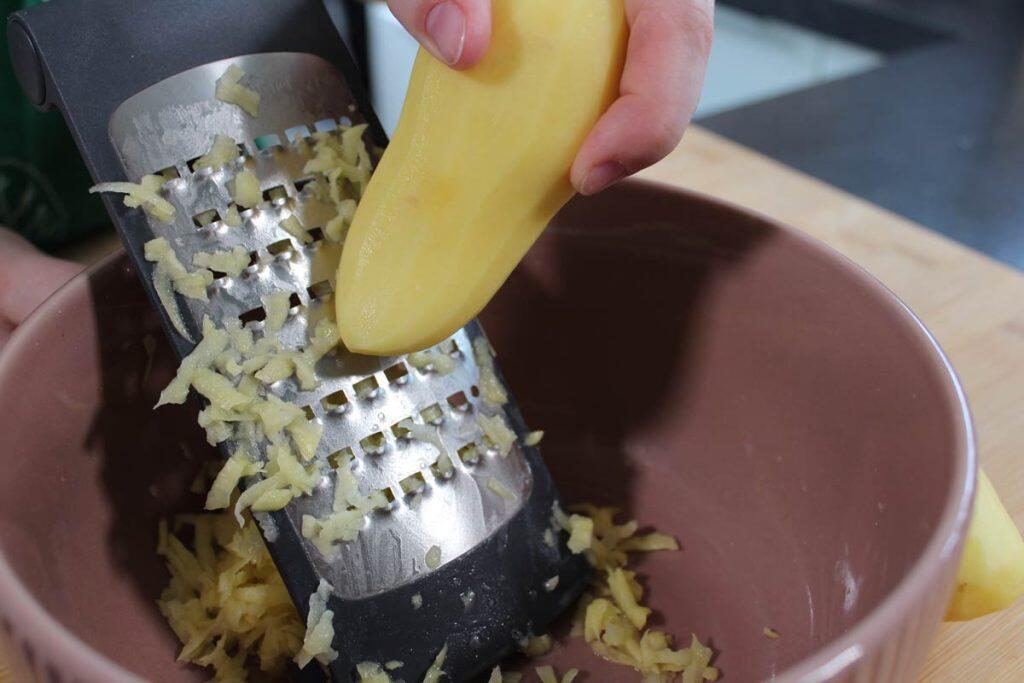 kartoffeln-reiben-1024x683.jpg