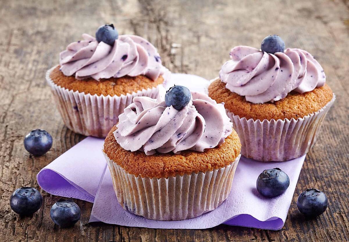 Blaubeer-Cupcakes.jpeg.jpg