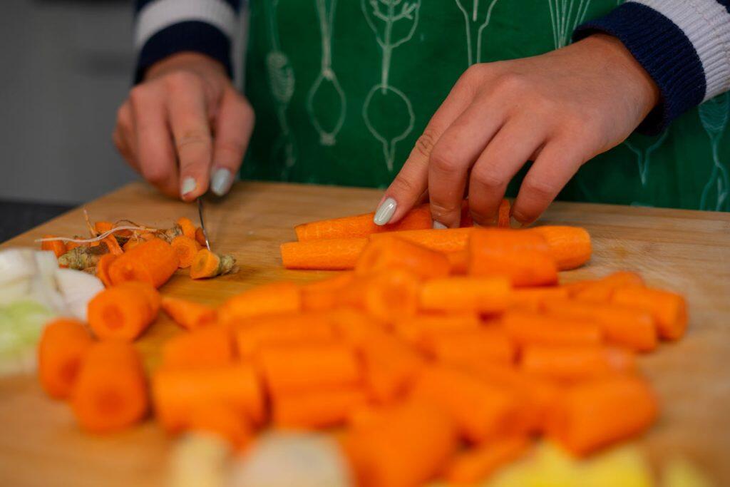 karotten-schneiden-1024x683.jpg