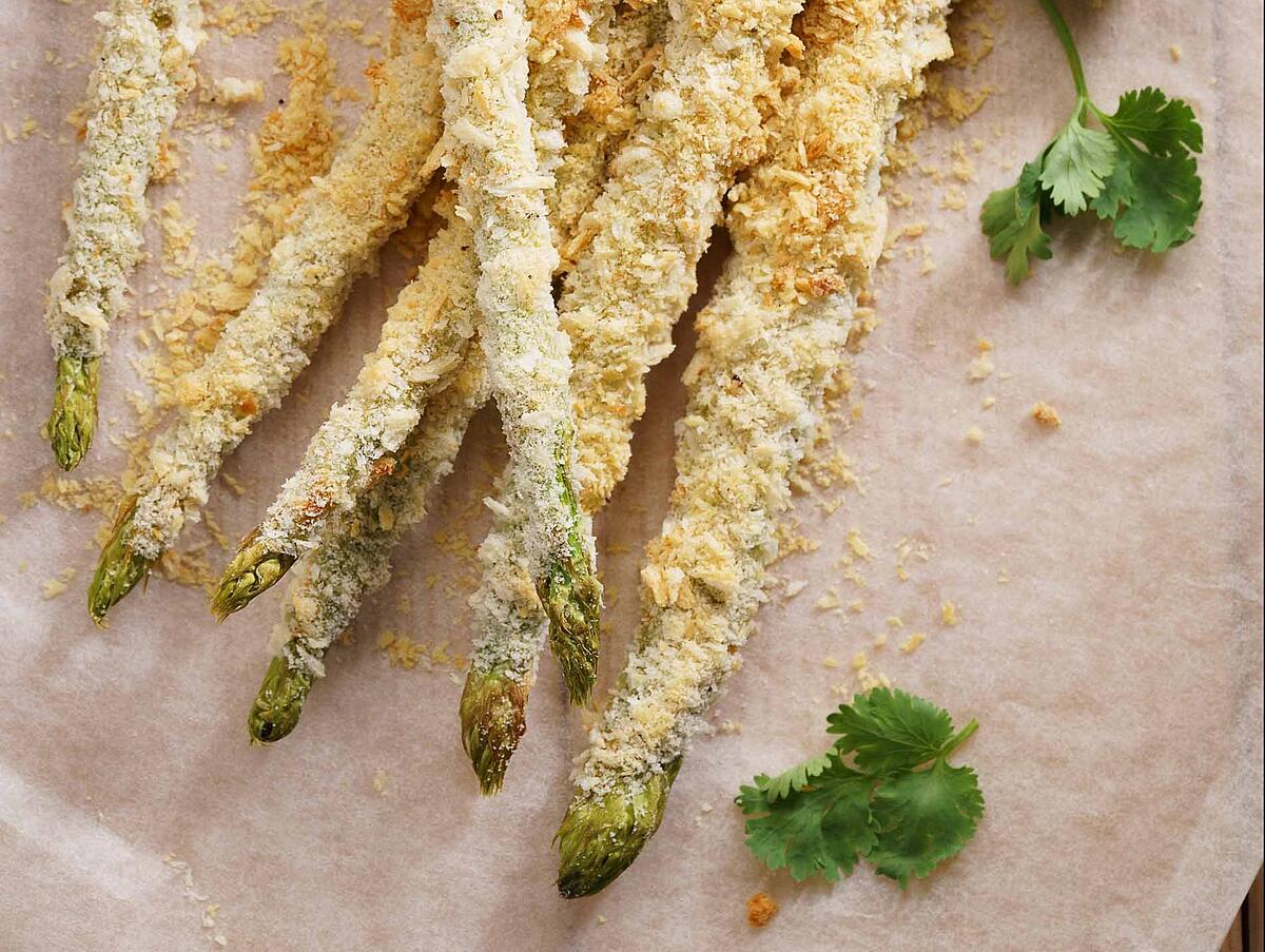 Spargel-in-Parmesankruste.jpeg-e1569250870750.jpg