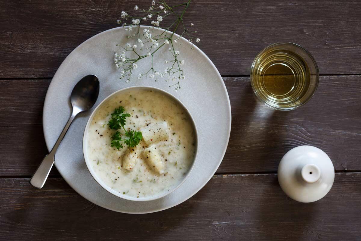 spargelcremesuppe-mit-wein.jpg