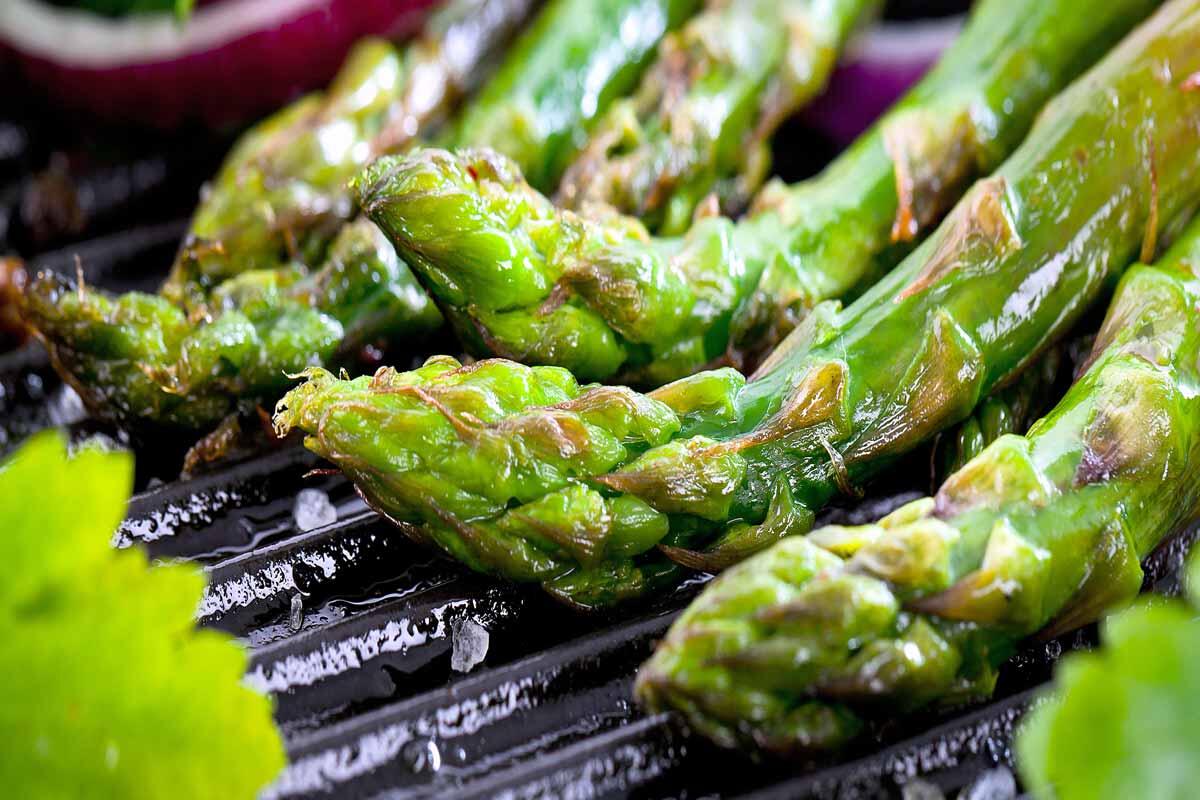 spargel-auf-grill.jpg