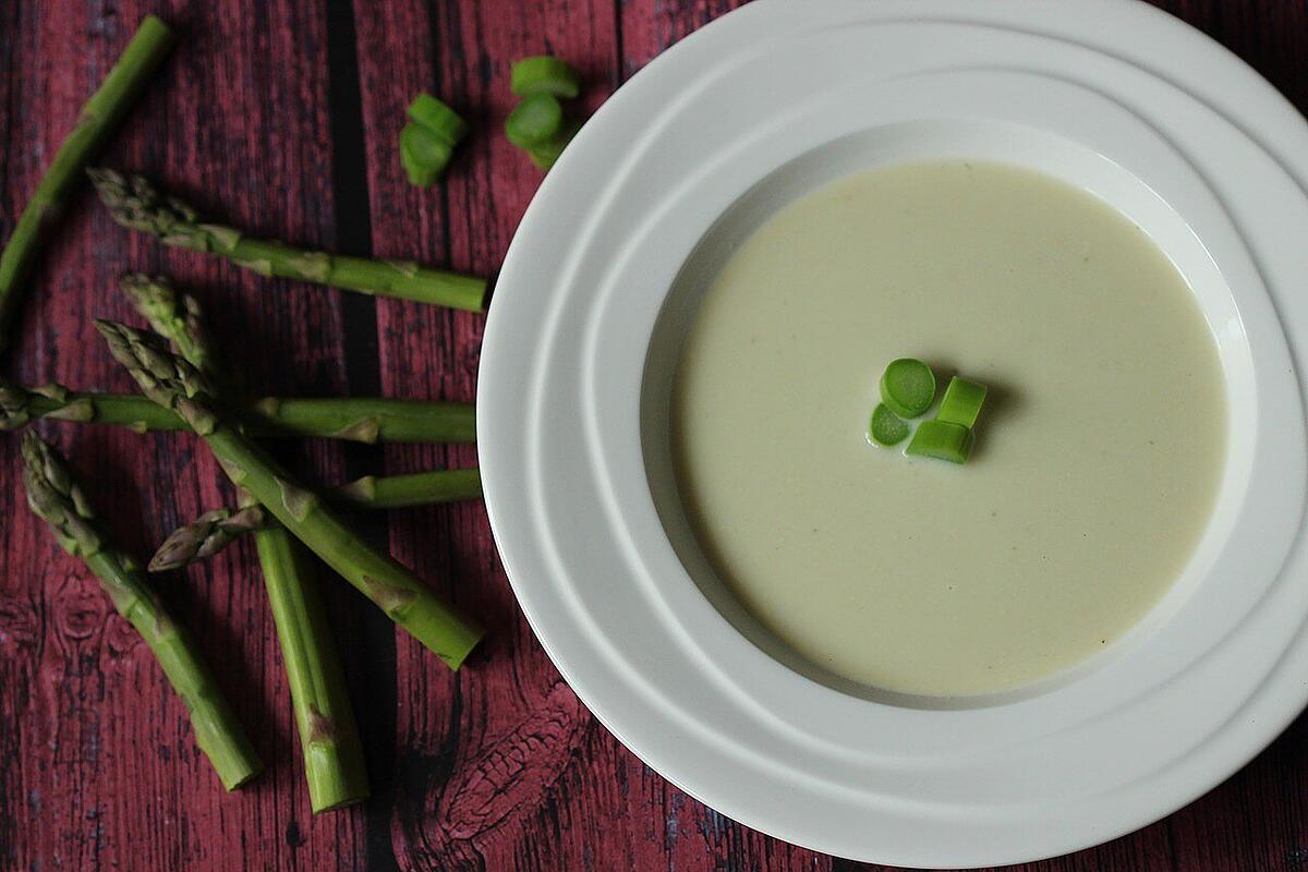 Spargelcremesuppe.jpg