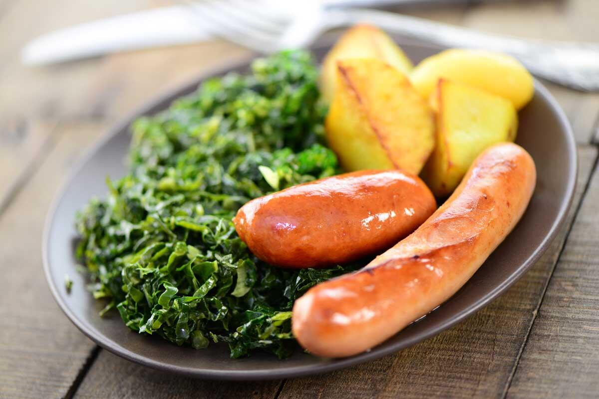 gruenkohl-wuerstchen-kartoffeln.jpg
