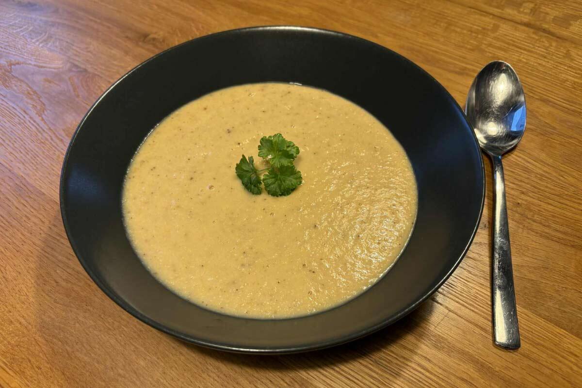 ofengeroestet-blumenkohlsuppe.jpg