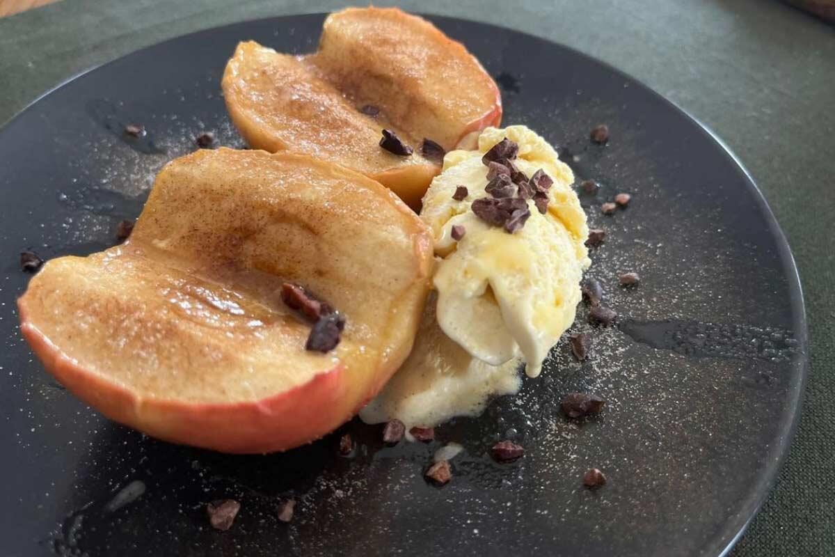 gebackener-apfel-eis.jpg