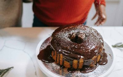 Die perfekte Kuchenglasur – alles über die Klassiker und neuesten Trends